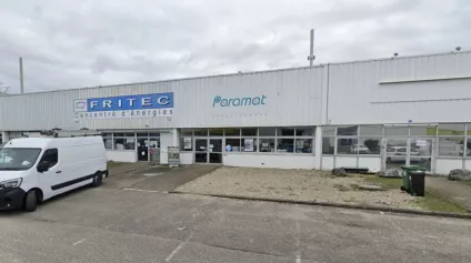 Local de 437 m² à louer sur la zone commerciale de PESSAC - Offre immobilière - Arthur Loyd