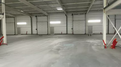 LOCAL D'ACTIVITE - ENTREPOT à LOUER de 516 m² - Offre immobilière - Arthur Loyd