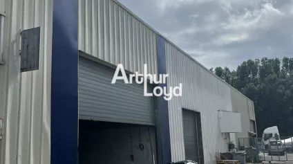 Location locaux d'activité 375 m² - Environnement tertiaire - Mandelieu la Napoule - Offre immobilière - Arthur Loyd