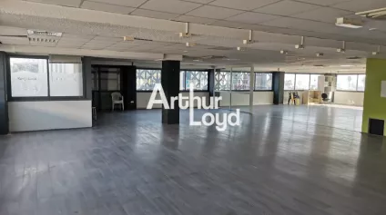 PLATEAU DE BUREAU EN OPEN SPACE DIVISIBLE - Offre immobilière - Arthur Loyd