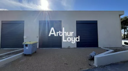 À vendre local d'activité 195 m² idéalement situé à Fréjus - Offre immobilière - Arthur Loyd