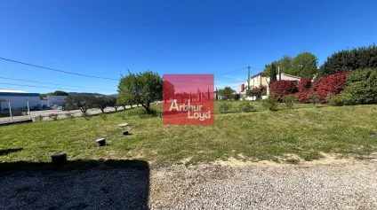 LOCAL D'ACTIVITE A LOUER - PROCHE ALES - 900 m2 - Offre immobilière - Arthur Loyd