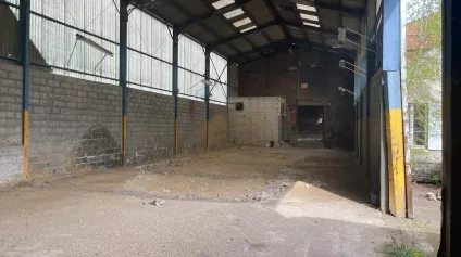 Environ 1&nbsp;720m2 d'entrepôt à louer à Bresles - Offre immobilière - Arthur Loyd