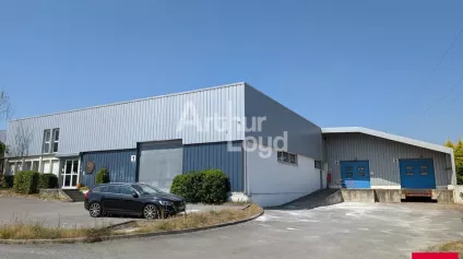LE RHEU - LOCAL D'ACTIVITE INDEPENDANT A LOUER - 2 180 m² - Offre immobilière - Arthur Loyd