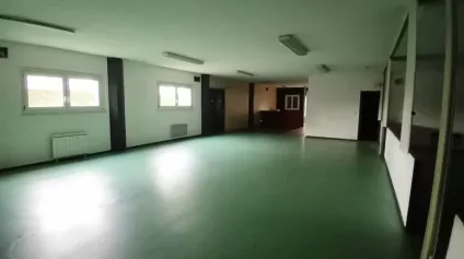 A louer local commercial / professionnel - Offre immobilière - Arthur Loyd