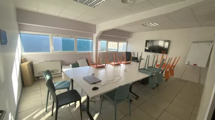 BUREAUX 130 M² À LOUER ZONE ECOPOLIS MARTIGUES - Offre immobilière - Arthur Loyd