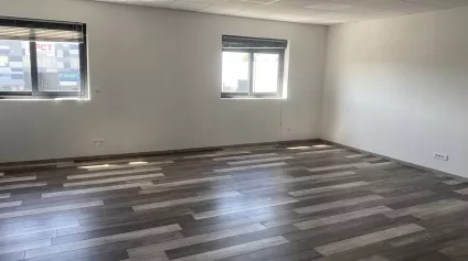 BUREAUX 90 M² A LOUER PELISSANNE - Offre immobilière - Arthur Loyd