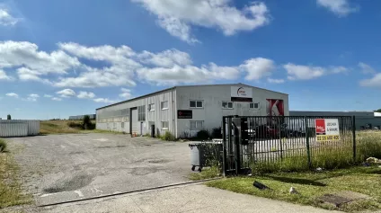 Locaux d'activité à vendre à ESLETTES 76710 - Offre immobilière - Arthur Loyd