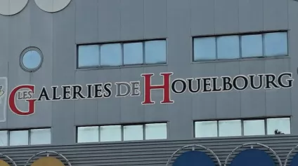 Local commercial Baie Mahault 130 m2 - Offre immobilière - Arthur Loyd