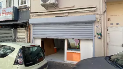Local commercial 180 m2 FdF - Offre immobilière - Arthur Loyd