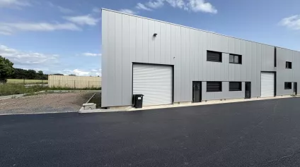 A LOUER LOCAL D'ACTIVITÉ 172,65 M2 À BREUIL-LE-SEC - Offre immobilière - Arthur Loyd