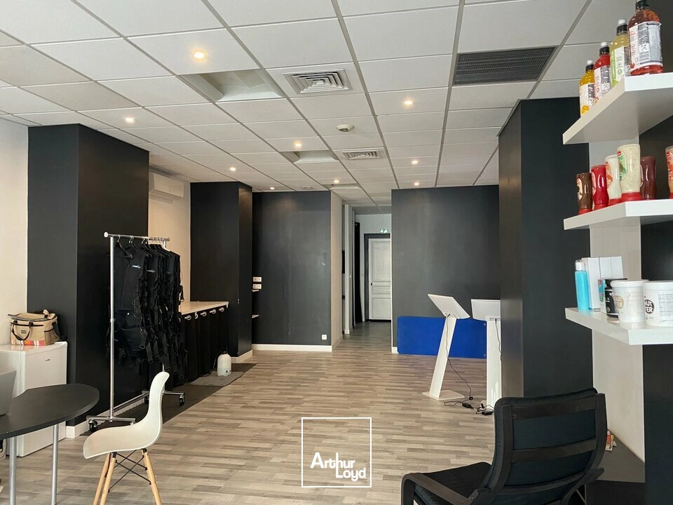 Axe passant Chalon- Local commercial 