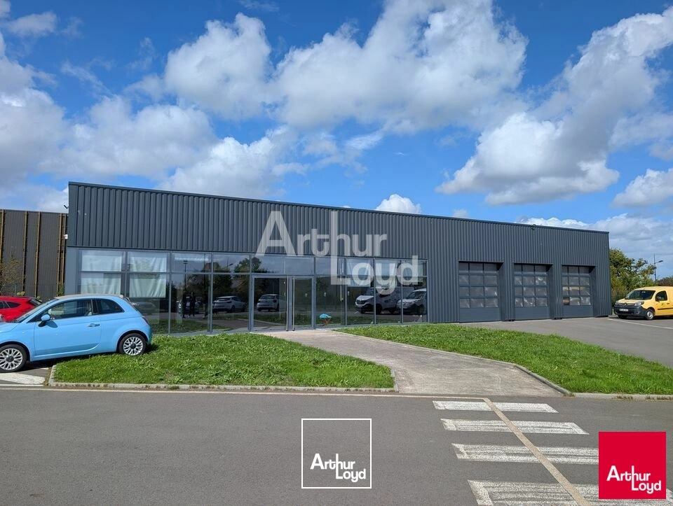 PACE - LOCAL D'ACTIVITE RECENT A LOUER - 275 M²