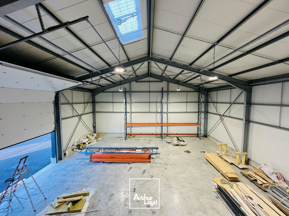 Locaux d'activité & Entrepôts - Location - SAINT-JEAN-DE-LA-NEUVILLE - 76210 - 250-250 - 7495284