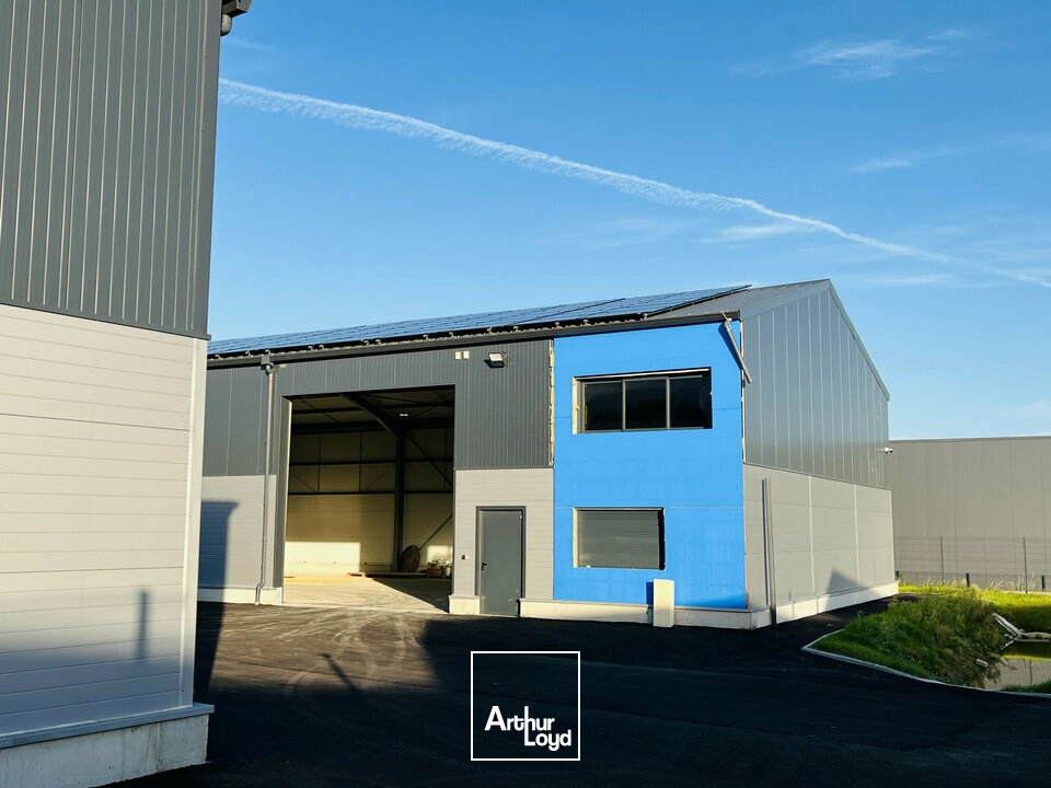 Locaux d'activité & Entrepôts - Location - SAINT-JEAN-DE-LA-NEUVILLE - 76210 - 250-250 - 7495288