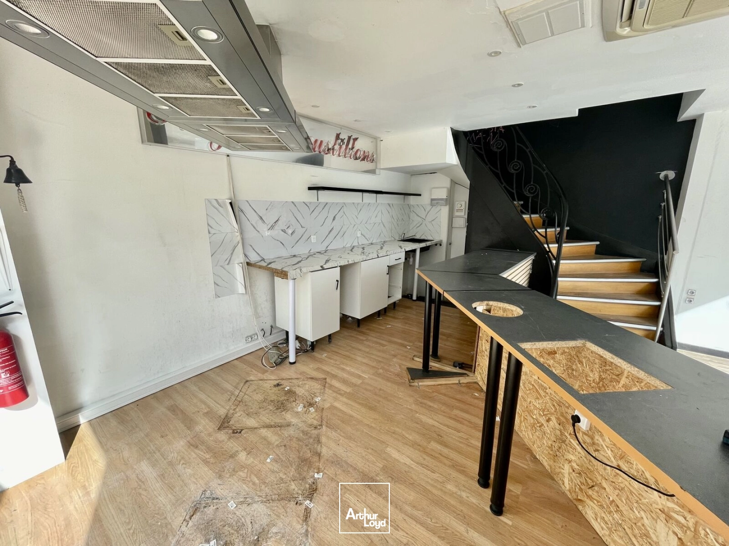 Locaux commerciaux à louer à ROUEN 76000