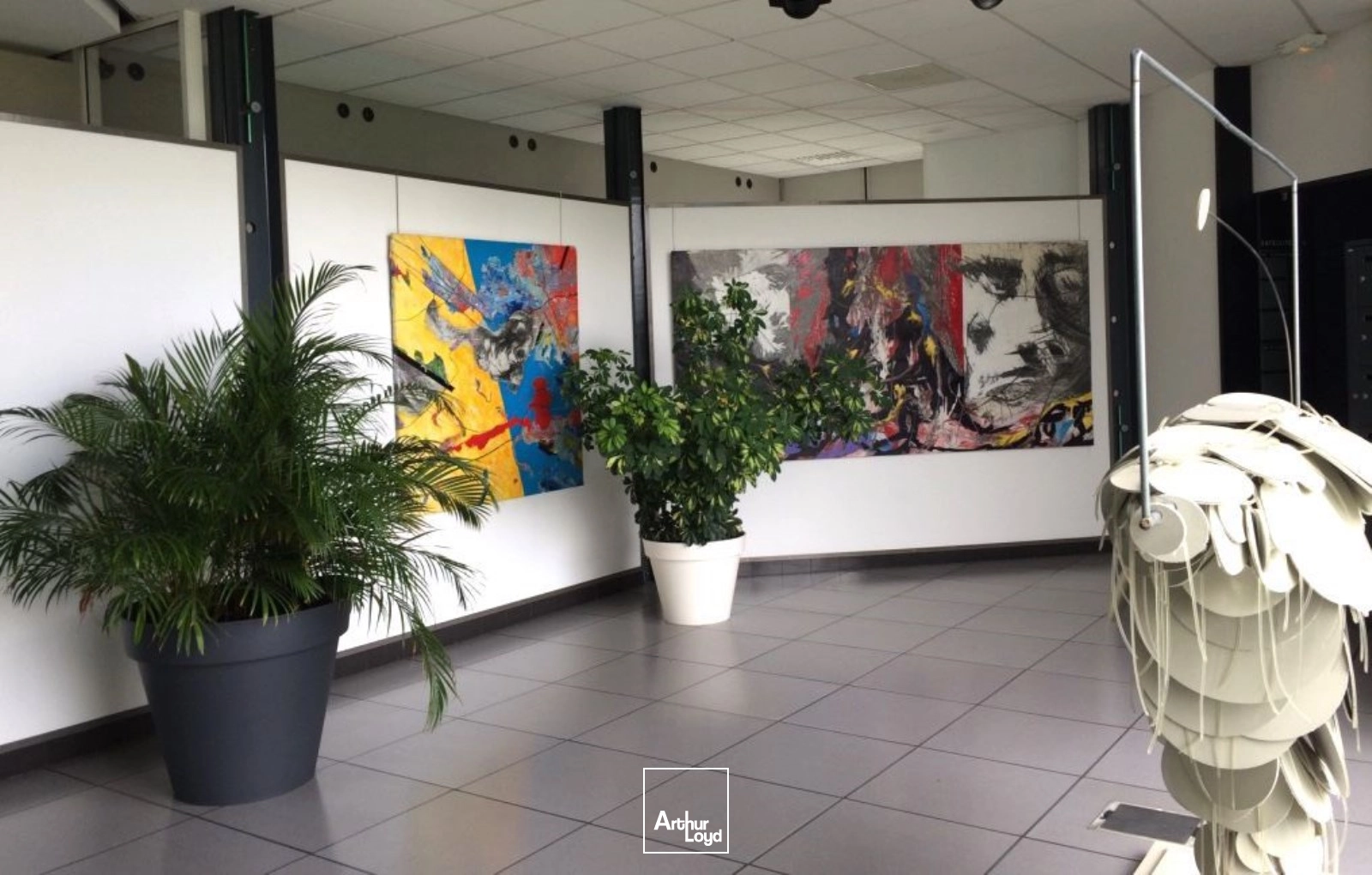 LOCATION DE BUREAUX A ECHIROLLES PARC SUD GALAXIE AVEC PARKINGS 