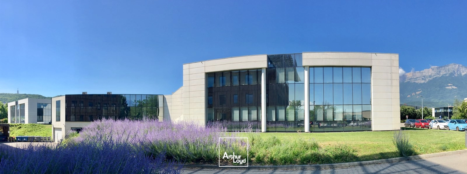 LOCATION DE BUREAUX A ECHIROLLES PARC SUD GALAXIE AVEC PARKINGS 