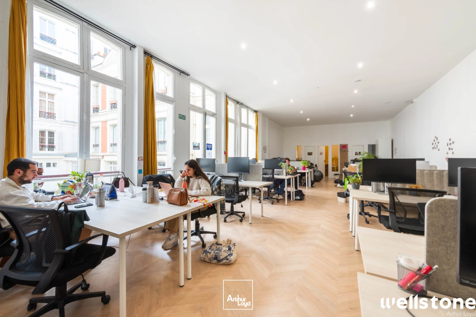 Bureaux à louer à PARIS 75009