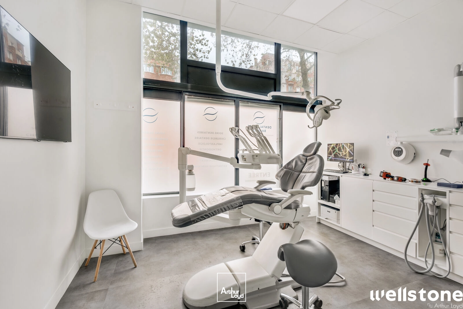 Bureaux à vendre ou à louer à PARIS 75015