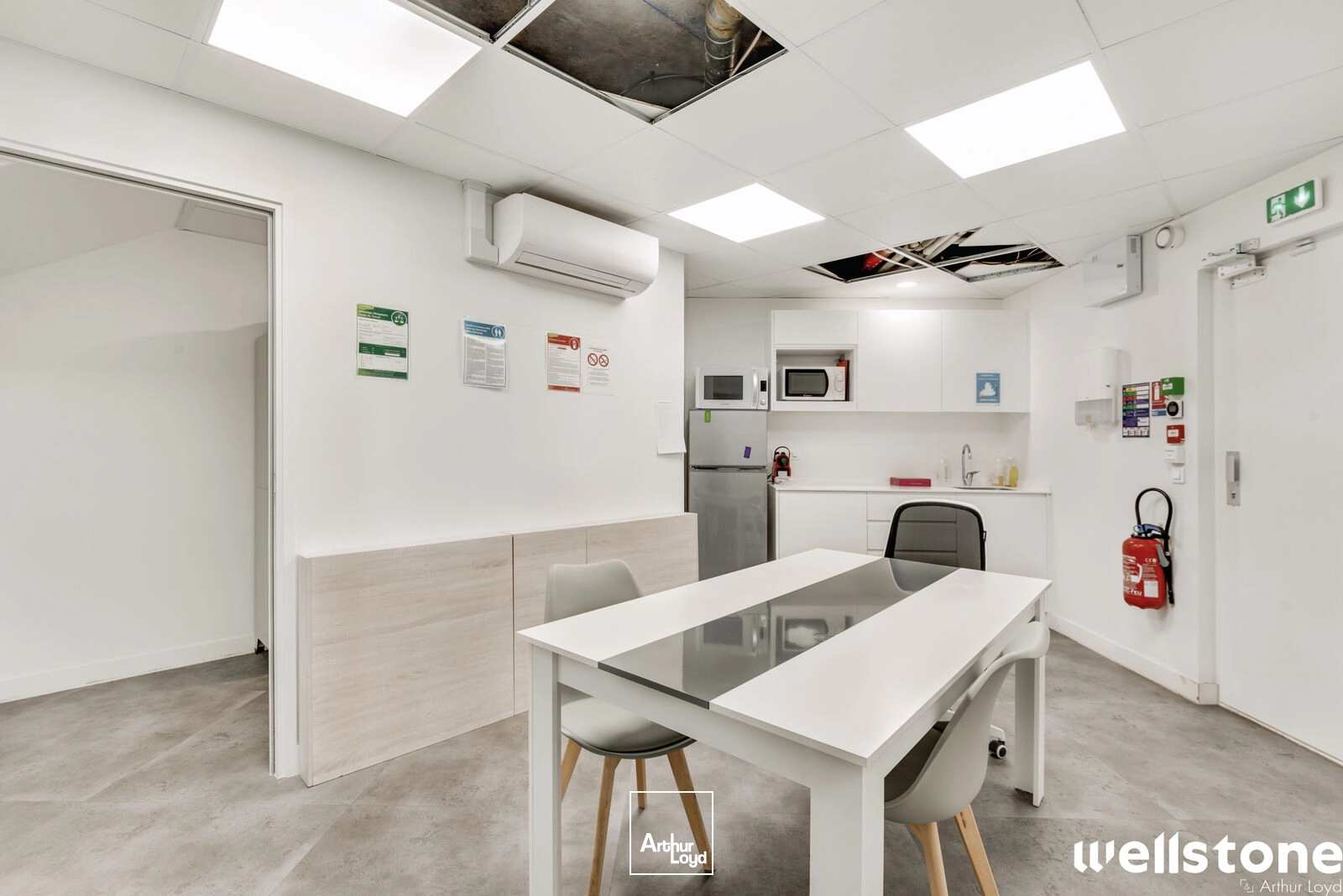 Bureaux à vendre ou à louer à PARIS 75015