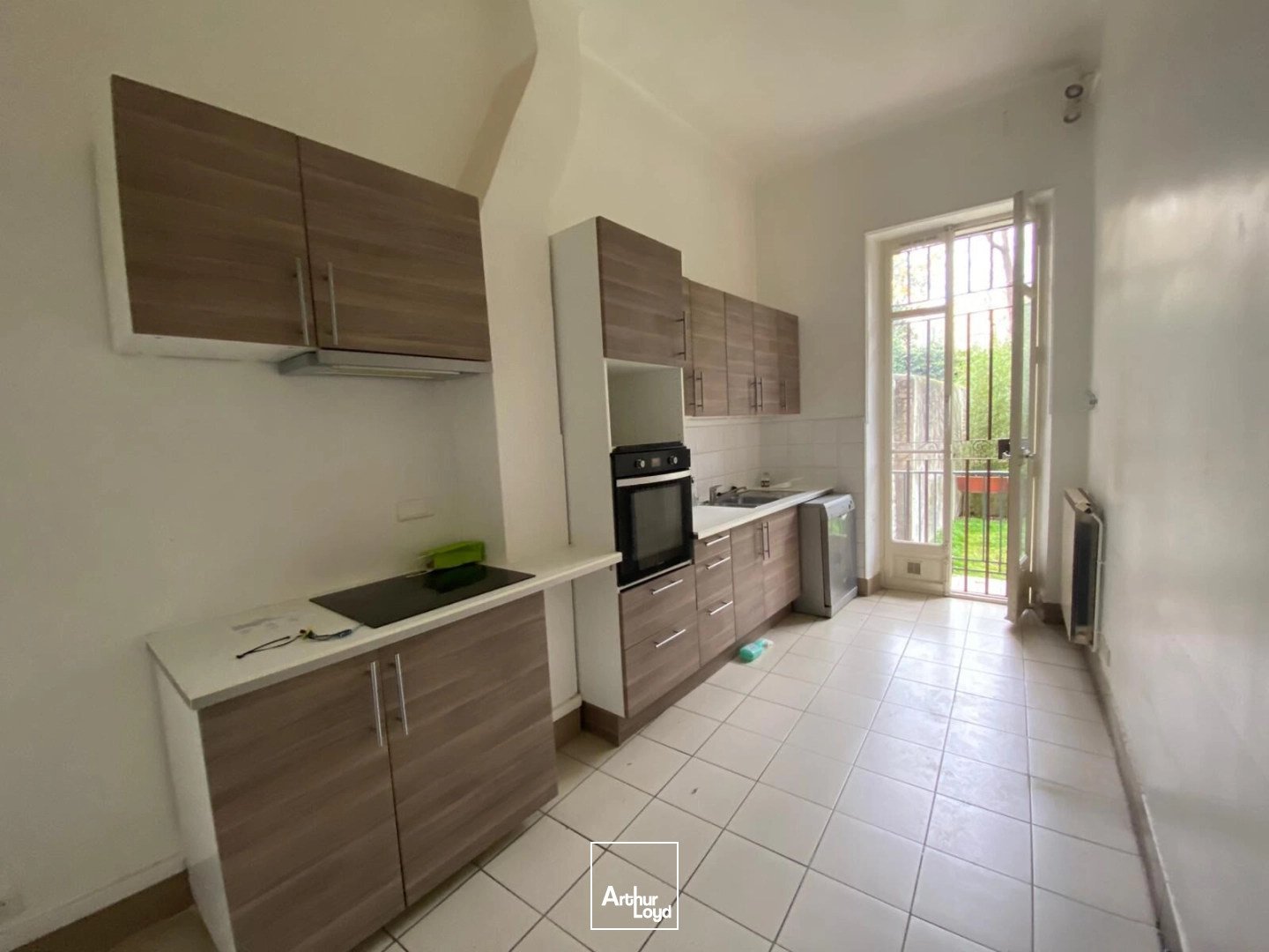 Bureaux à louer avec terrasse et jardin - Paradis / Périer - 13008 Marseille