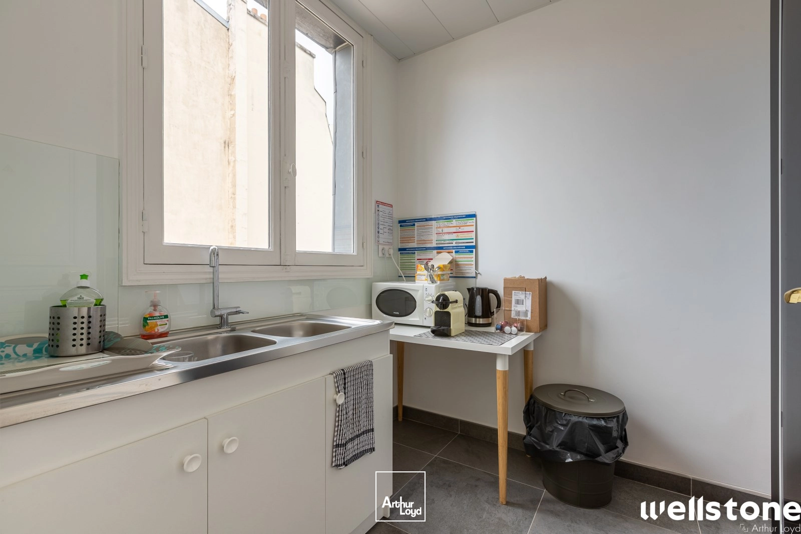 Bureaux à louer à PARIS 75008