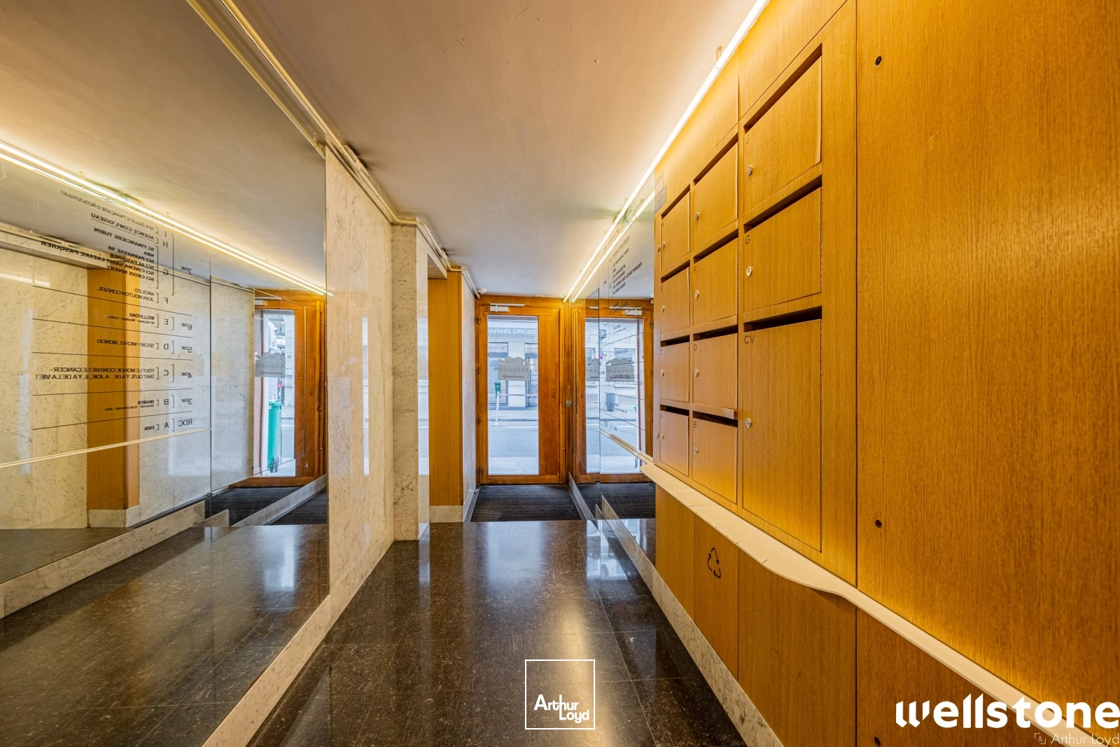 Bureaux à louer à PARIS 75008