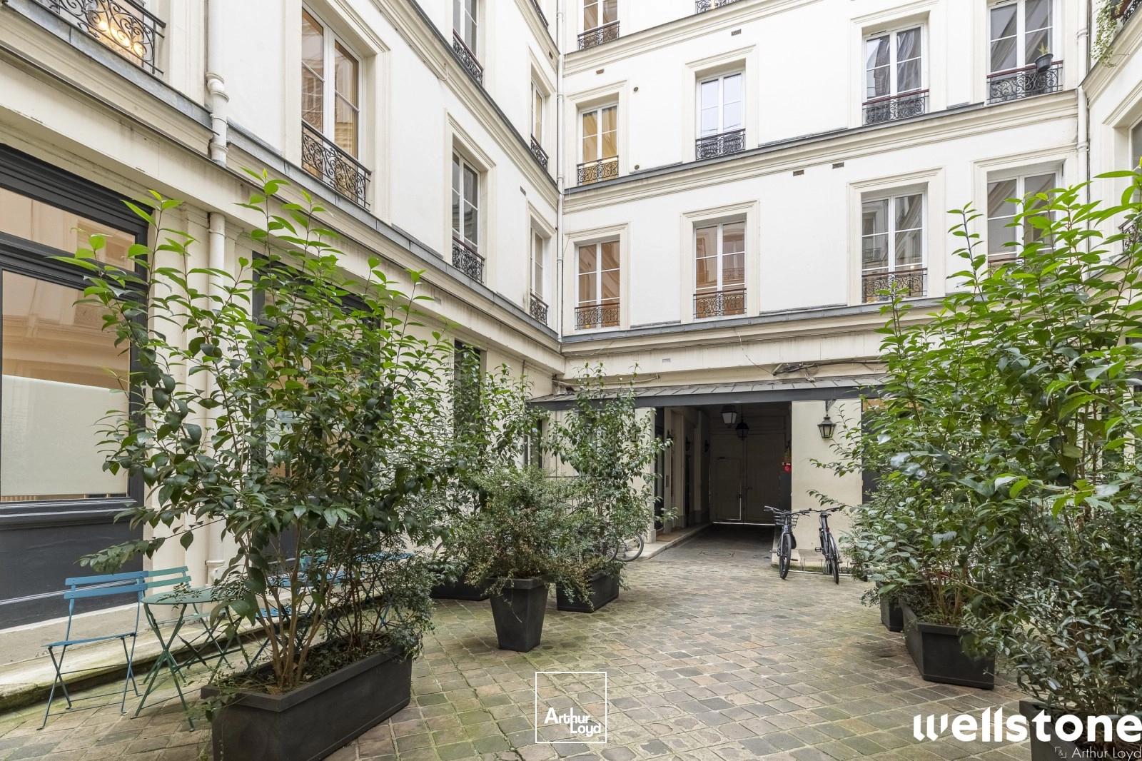 Bureaux à louer à PARIS 75010