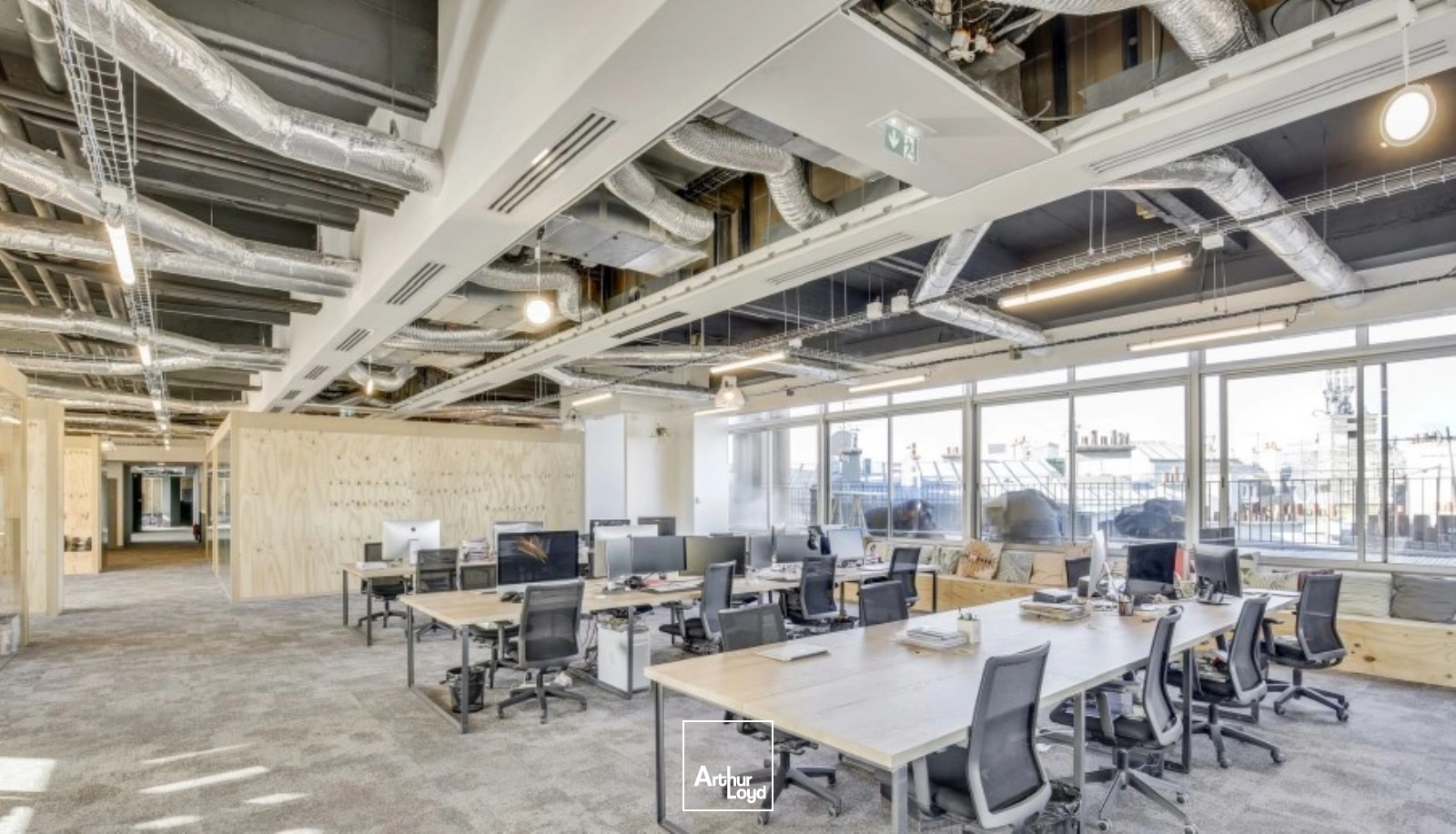 Bureaux à louer à PARIS 75017