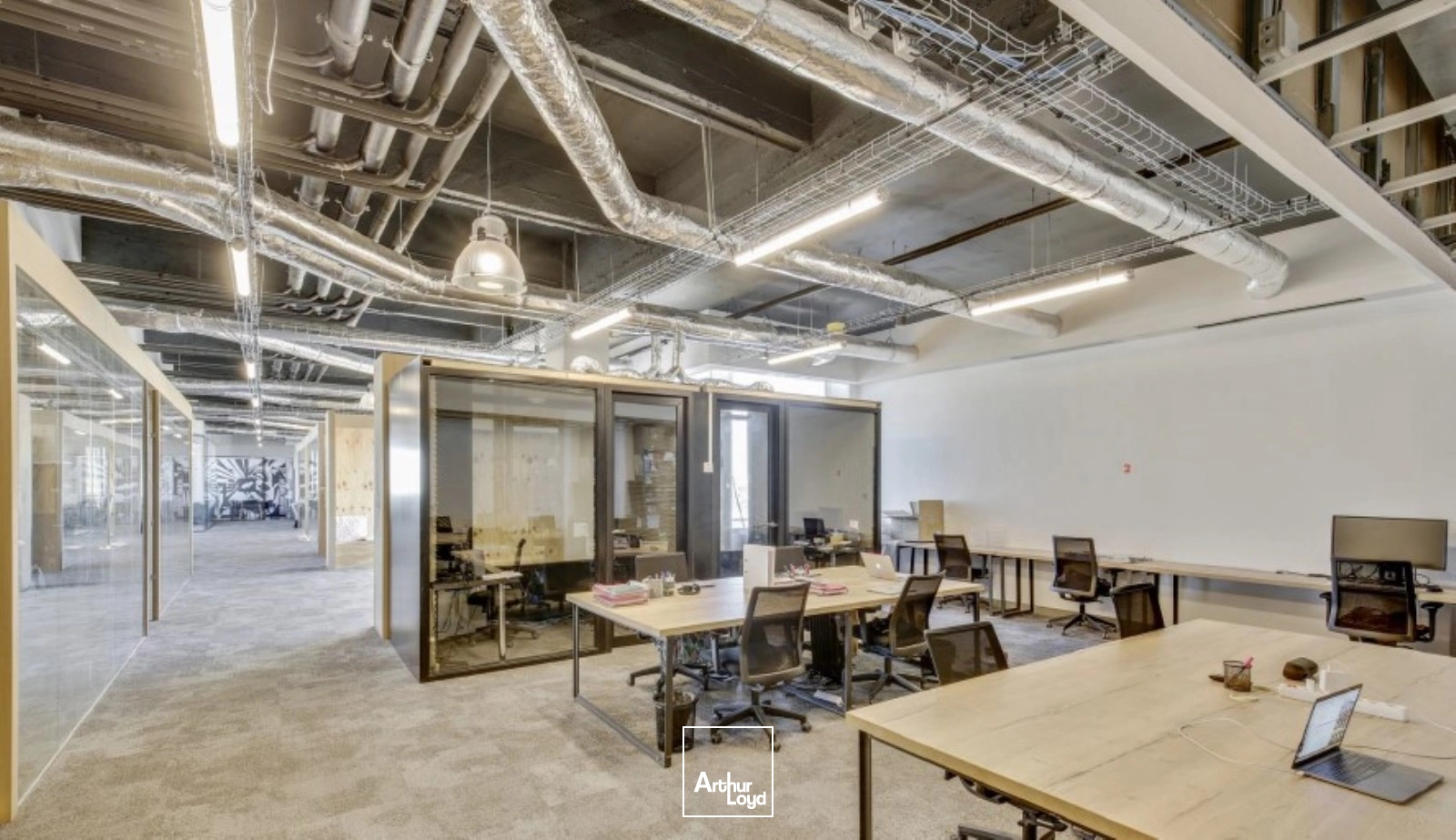 Bureaux à louer à PARIS 75017