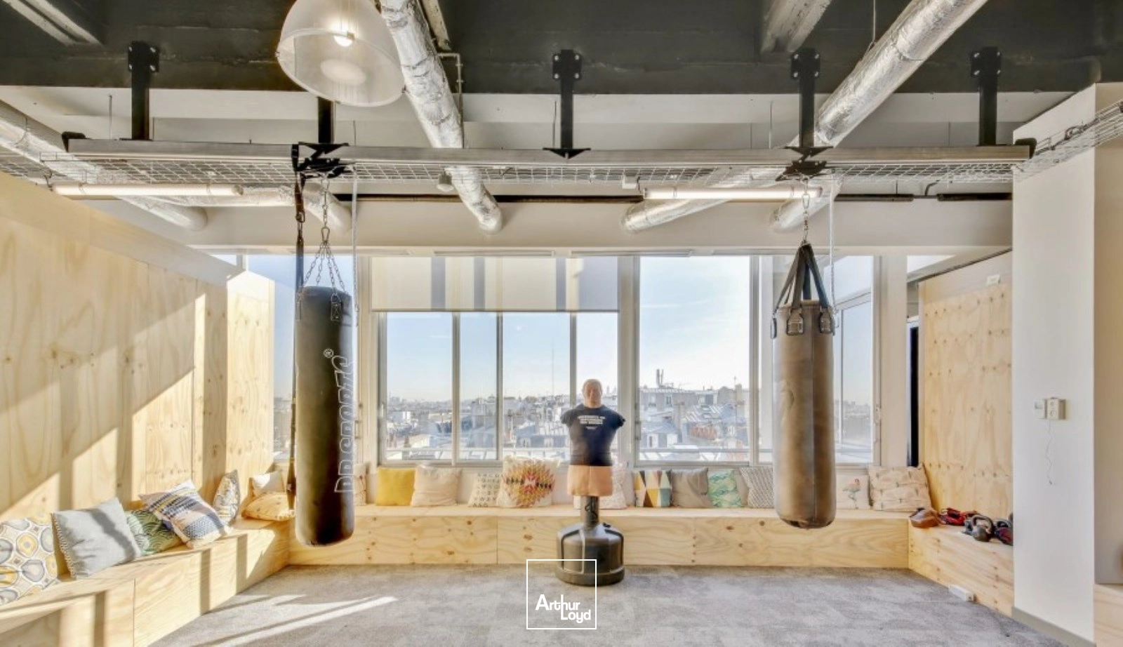 Bureaux à louer à PARIS 75017