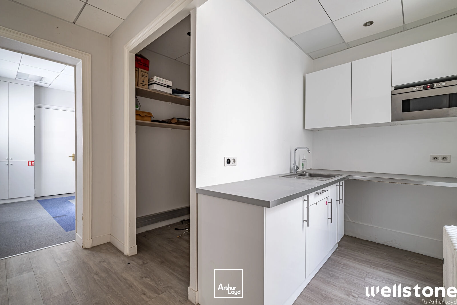 Bureaux à louer à PARIS 75008