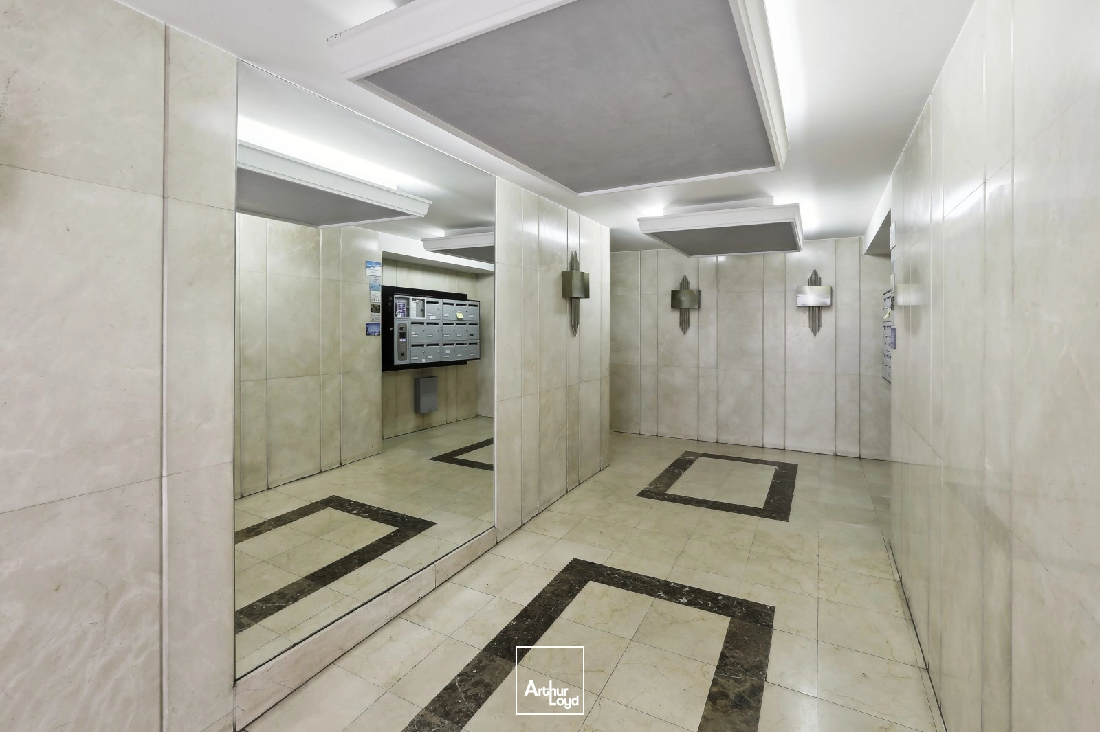 Bureaux à vendre à LEVALLOIS PERRET 92300