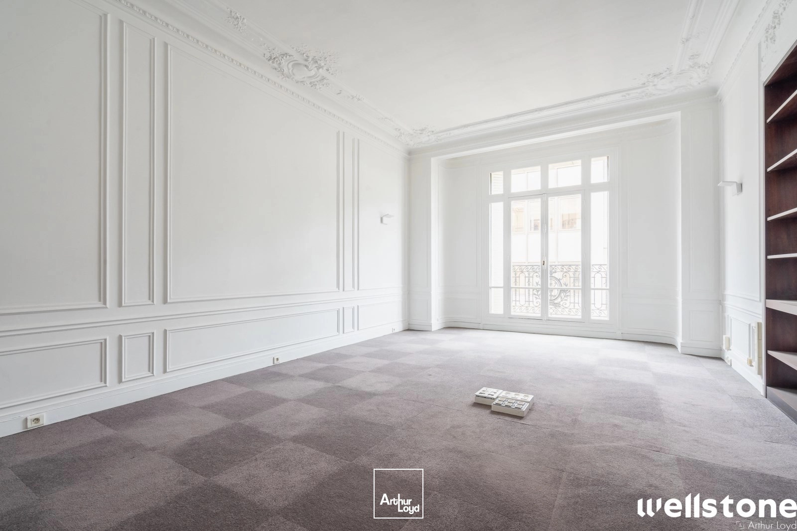 Bureaux à louer à PARIS 75008