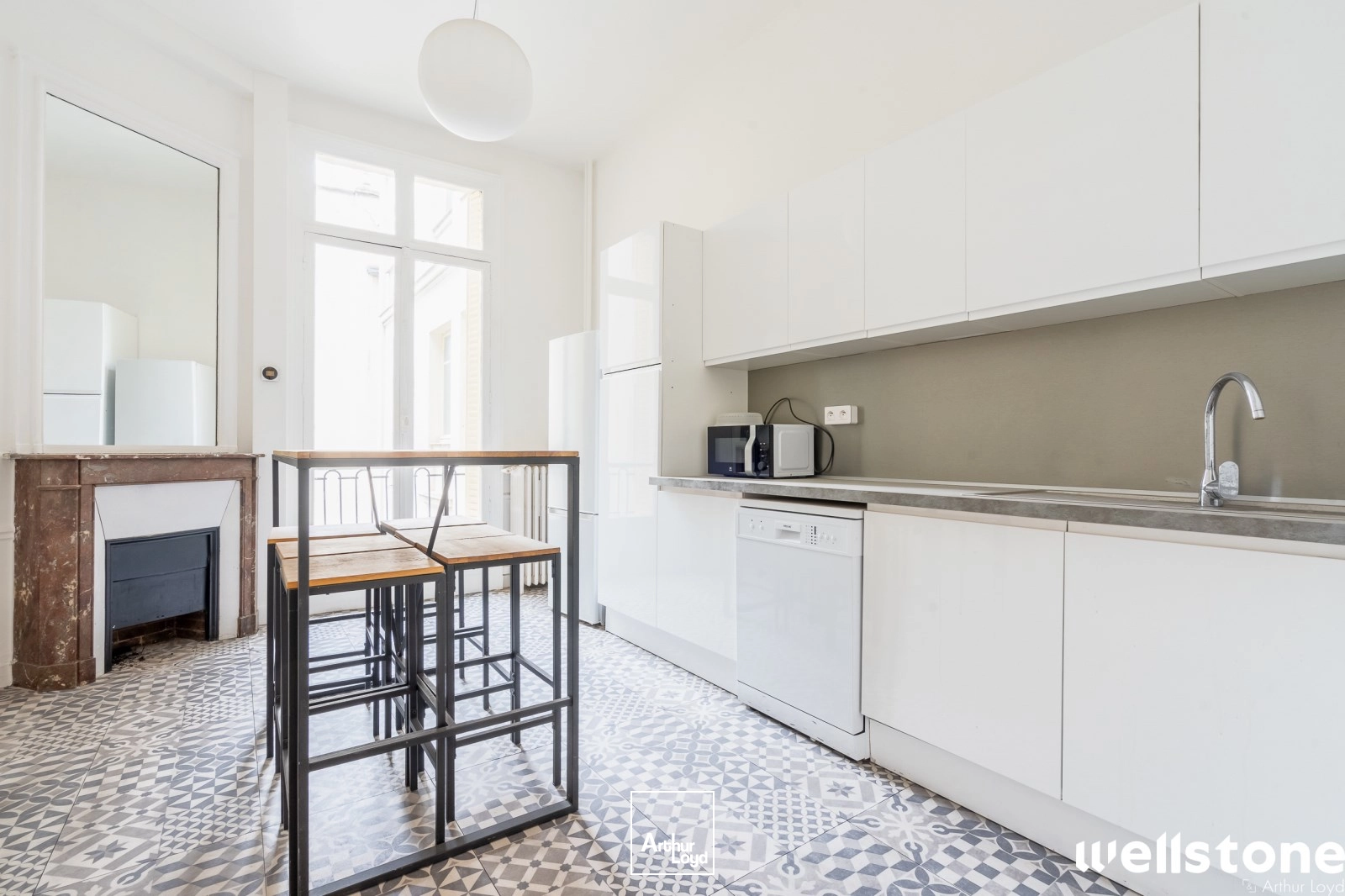 Bureaux à louer à PARIS 75008