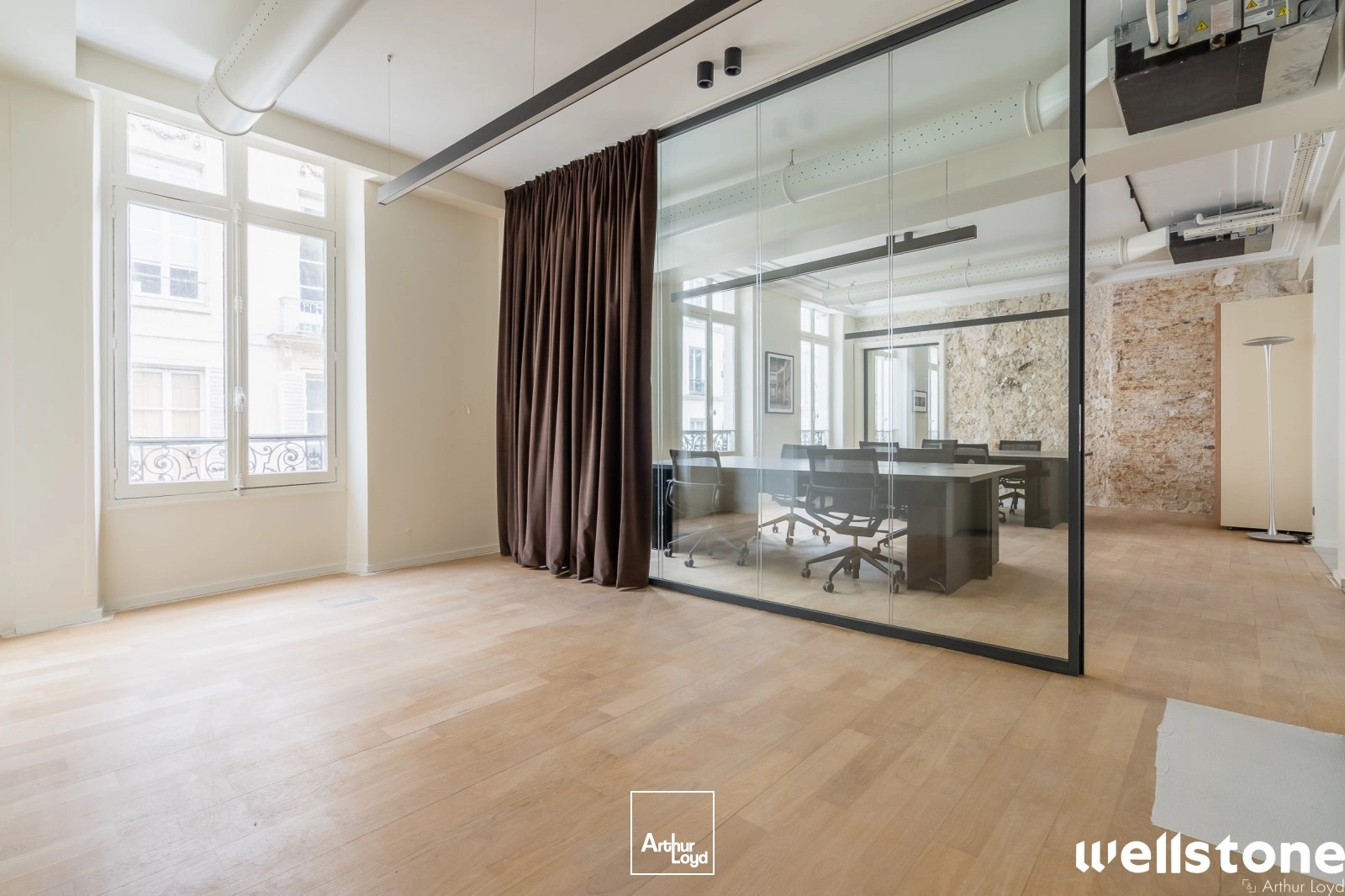 Bureaux à louer à PARIS 75009