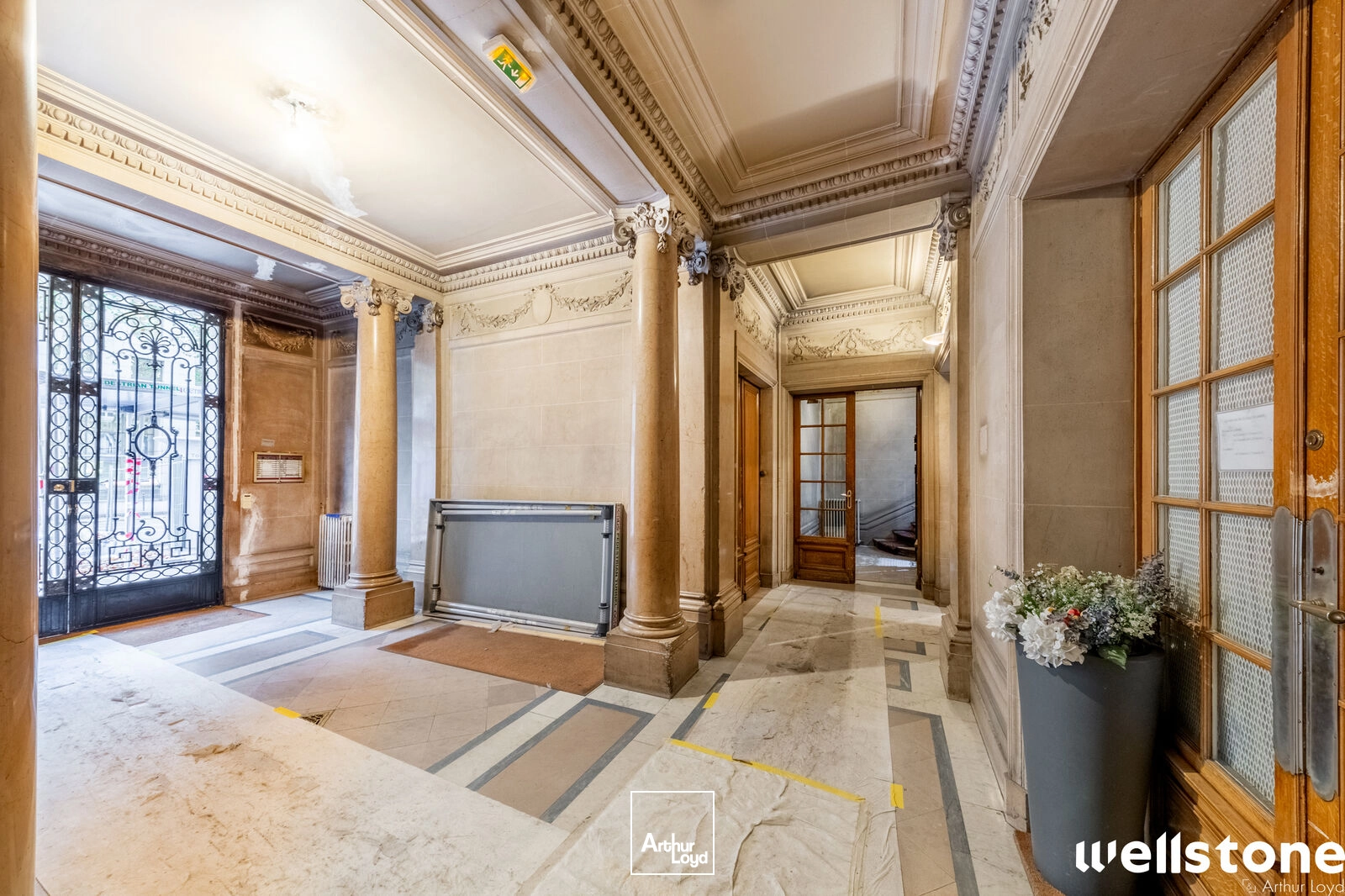 Bureaux à vendre à PARIS 75012