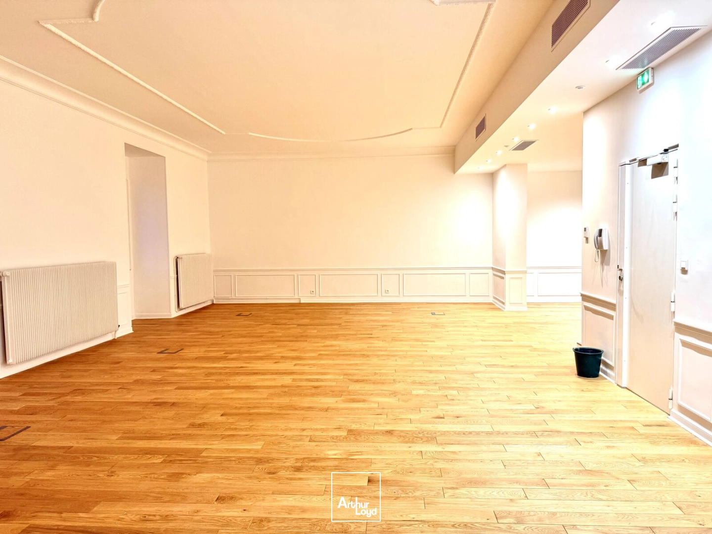 Bureaux à louer à PARIS 75016