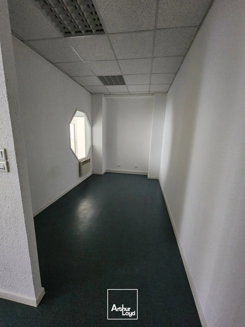 Location bureaux Belfort - 133,35 m2 - Proche gare et centre commercial