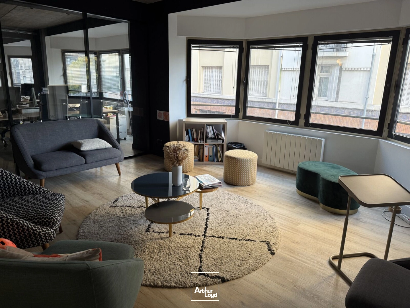 Bureaux à louer Lille Centre - Vue Quai de Wault - Plateaux de 200 à 300 m² haut standing et modulables