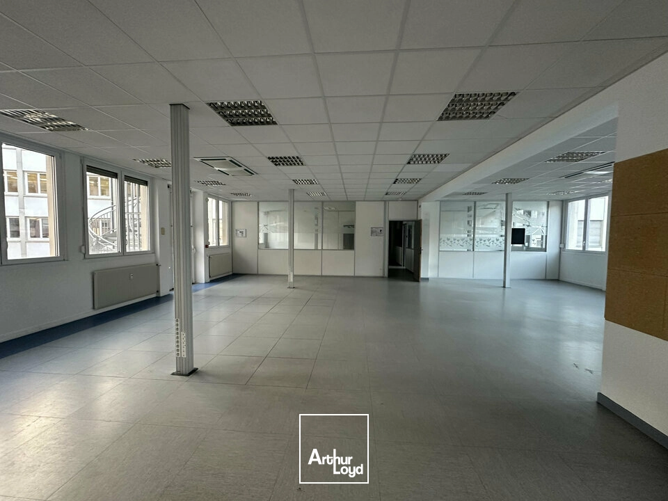 BUREAUX à LOUER de 495 m²