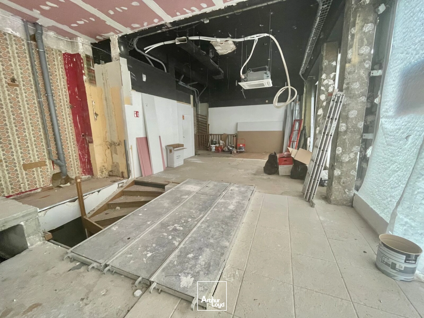 Locaux commerciaux à louer à ROUEN 76000