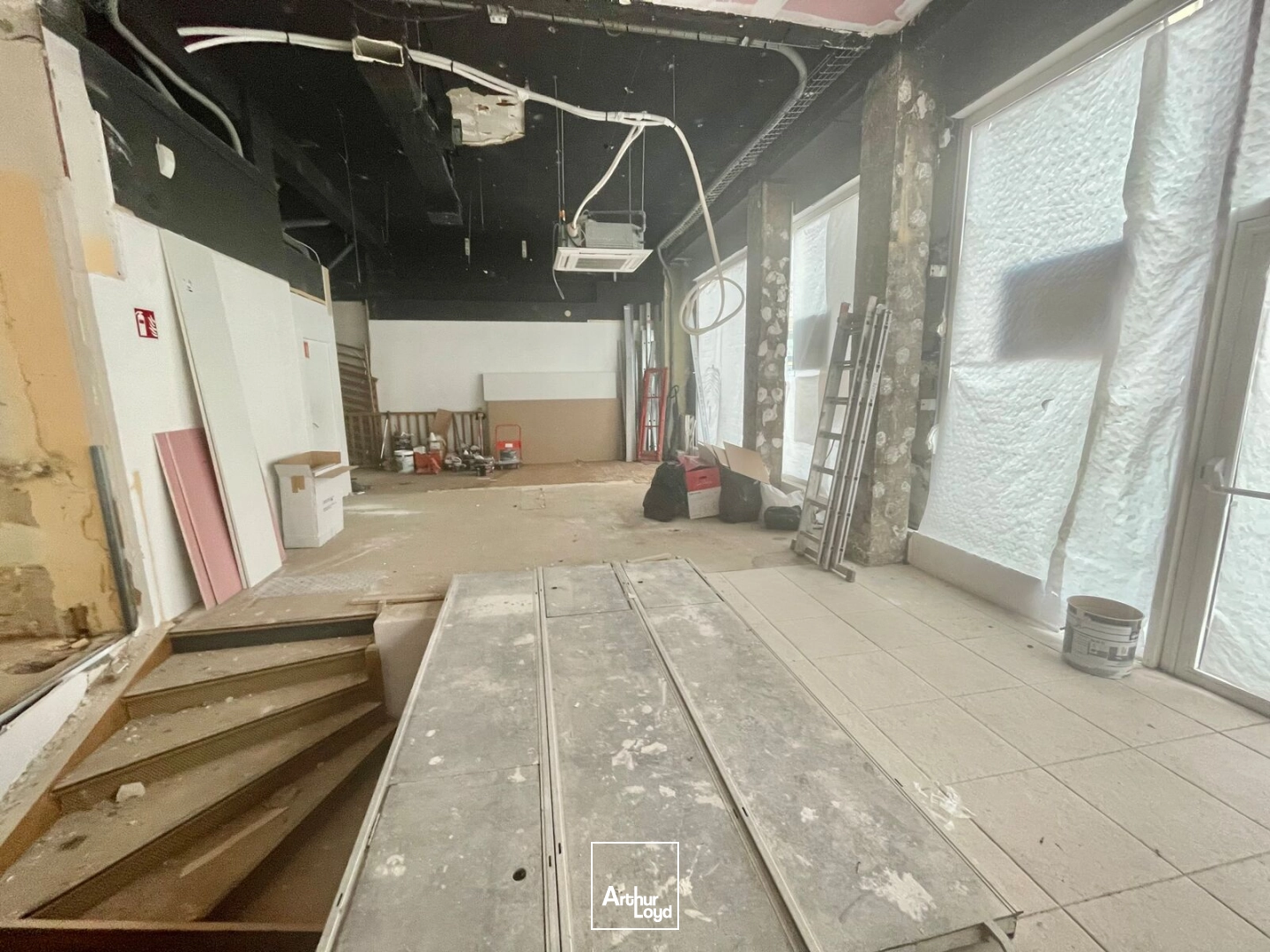 Locaux commerciaux à louer à ROUEN 76000