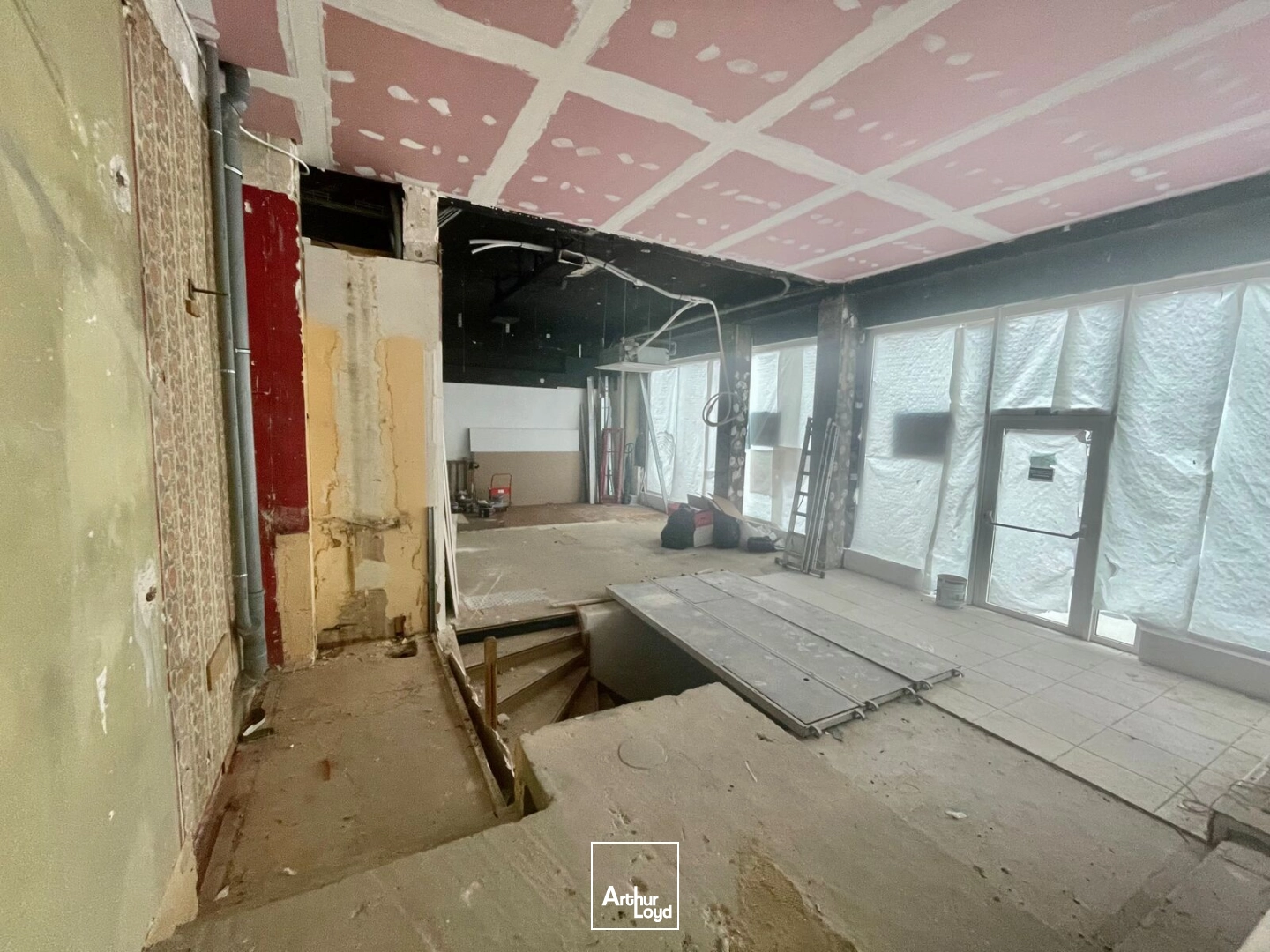 Locaux commerciaux à louer à ROUEN 76000