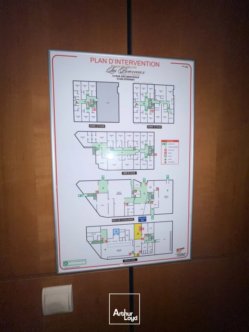 ENSEMBLE IMMOBILIER À VENDRE EN HYPER CENTRE VILLE D'EPERNAY