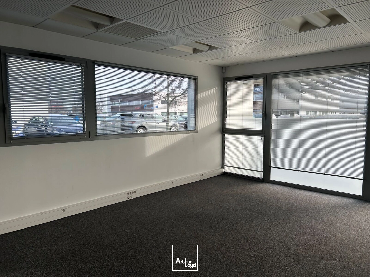 LOCATION - BUREAUX - OPENSPACE - 88 m2 - MONTOIR - CADREAN - AIRBUS - CHANTIERS DE L'ATLANTIQUE