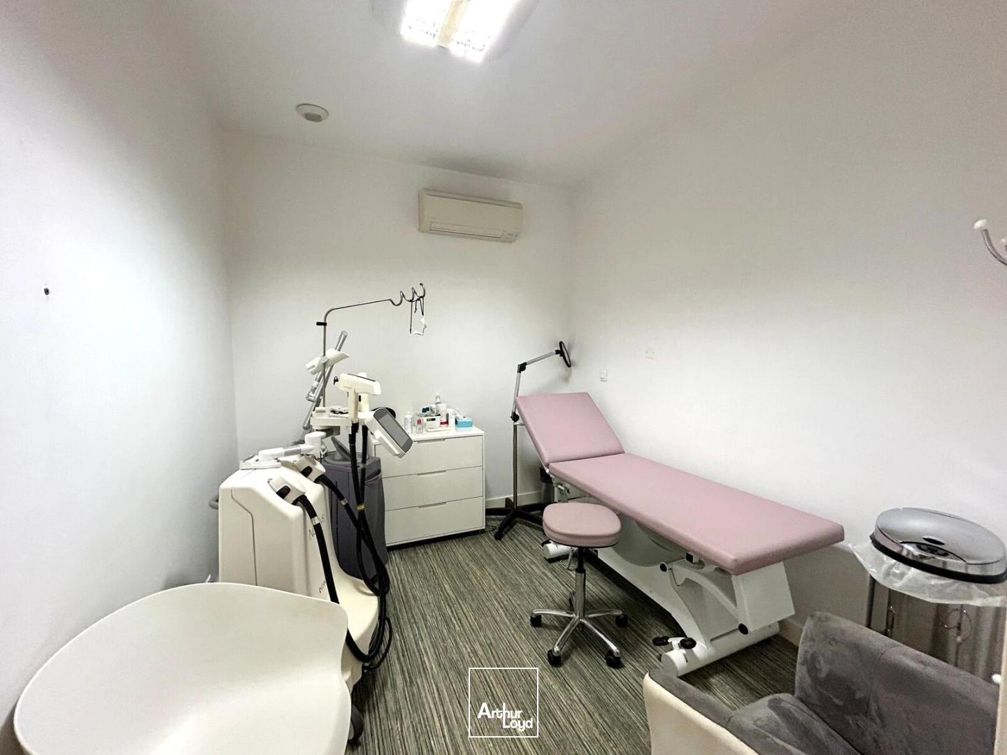 A louer bureaux 110 m² - Triangle d'Or Bordeaux - Plateau clé en main, idéal professions libérales