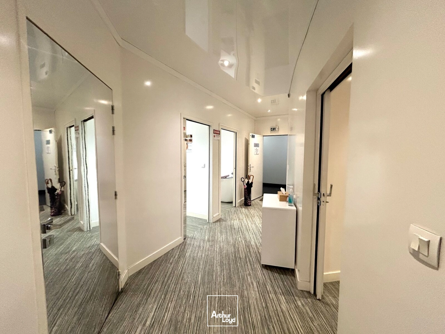 A louer bureaux 110 m² - Triangle d'Or Bordeaux - Plateau clé en main, idéal professions libérales