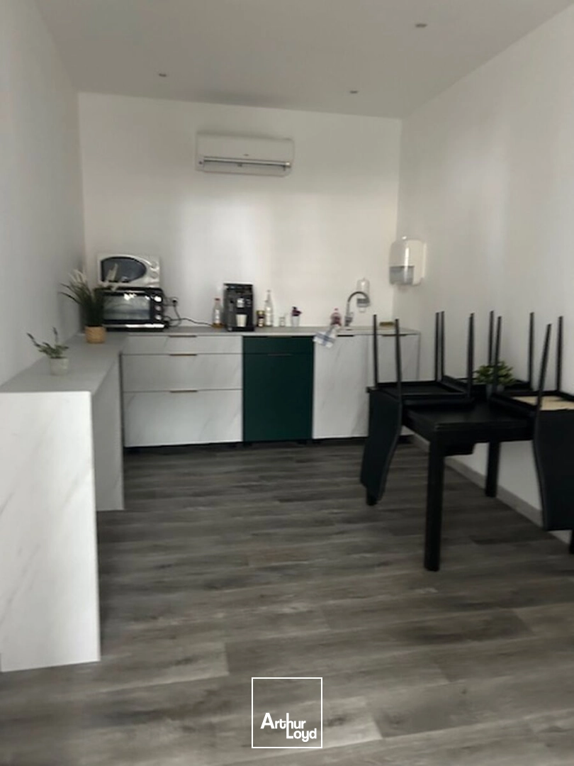 Locaux commerciaux à louer à NORMANVILLE 27930